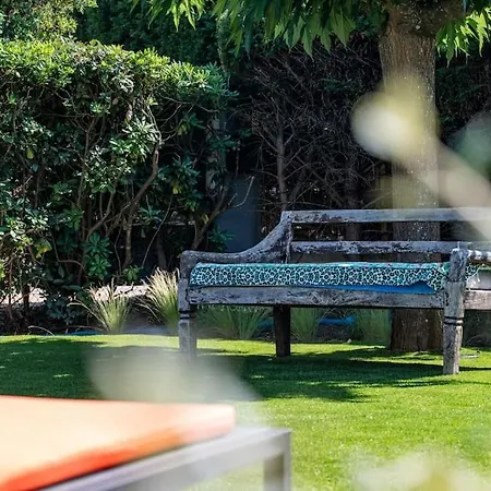 Maison Tropezienne En Plein Centre Avec Jardin Et Piscine Villa